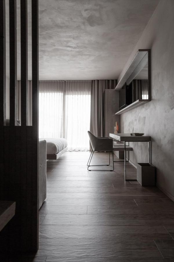 Mamagio Hotel *